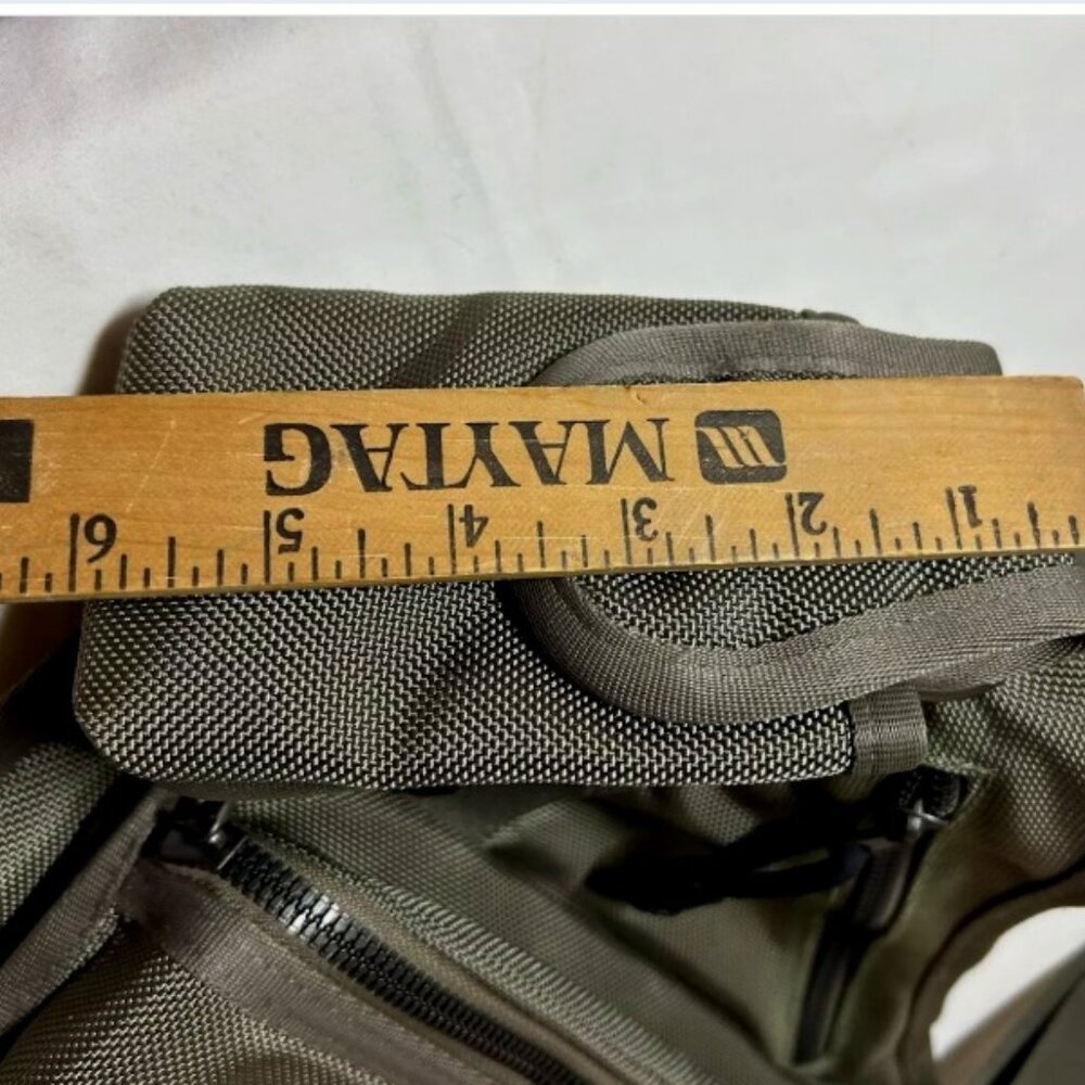 Banana Republic Tactical Over the Shoulder Bag w/Reinforced Front Pouch